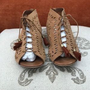 Women’s Suede Sandal